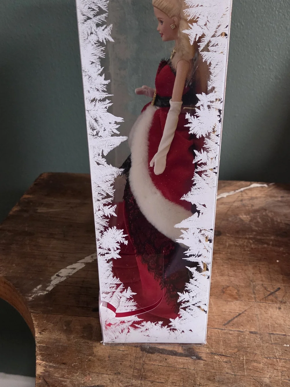 Barbie Holiday Doll in Red and White Fur-Trimmed Gown
